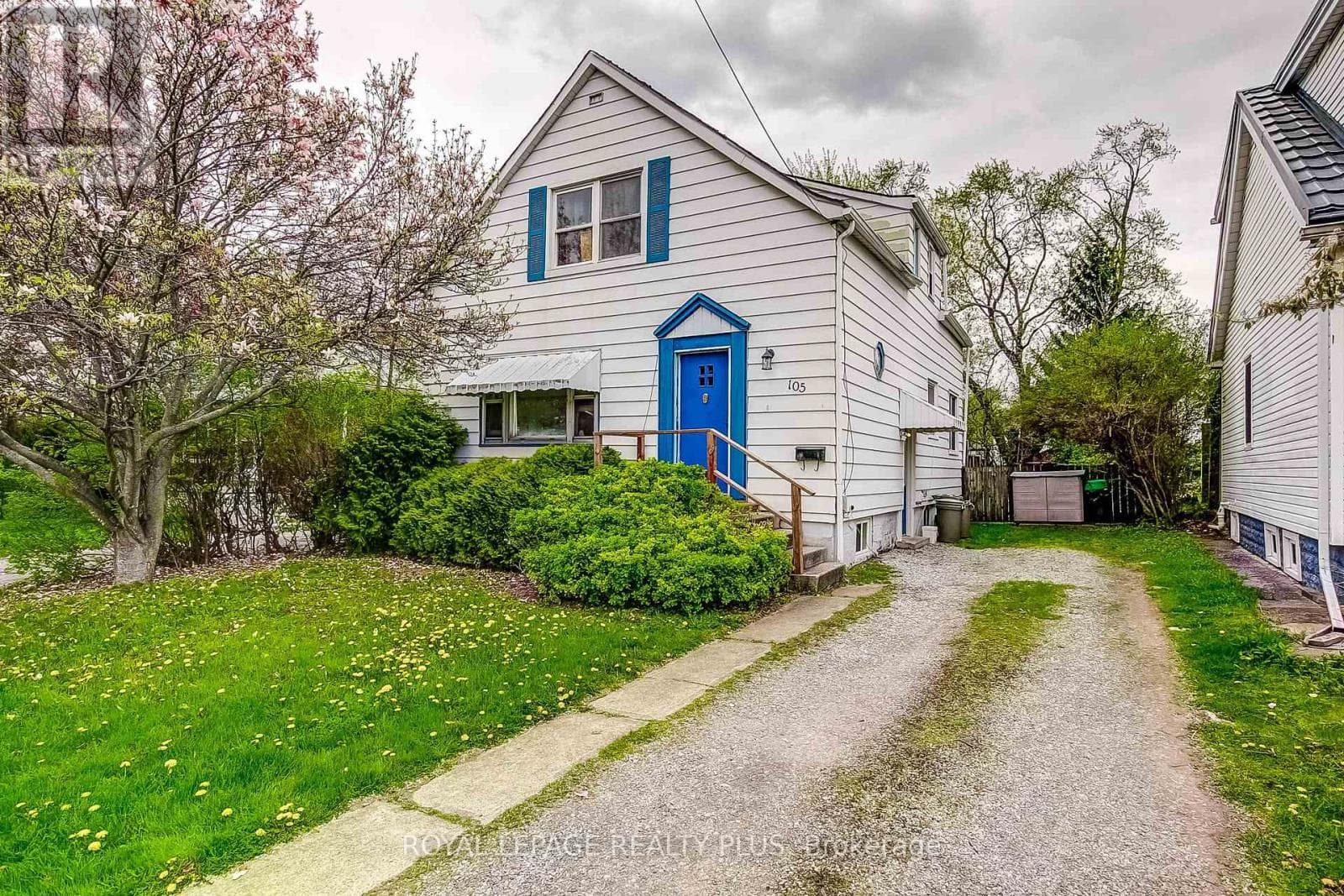 105 HILLVIEW STREET, Toronto — photo 2
