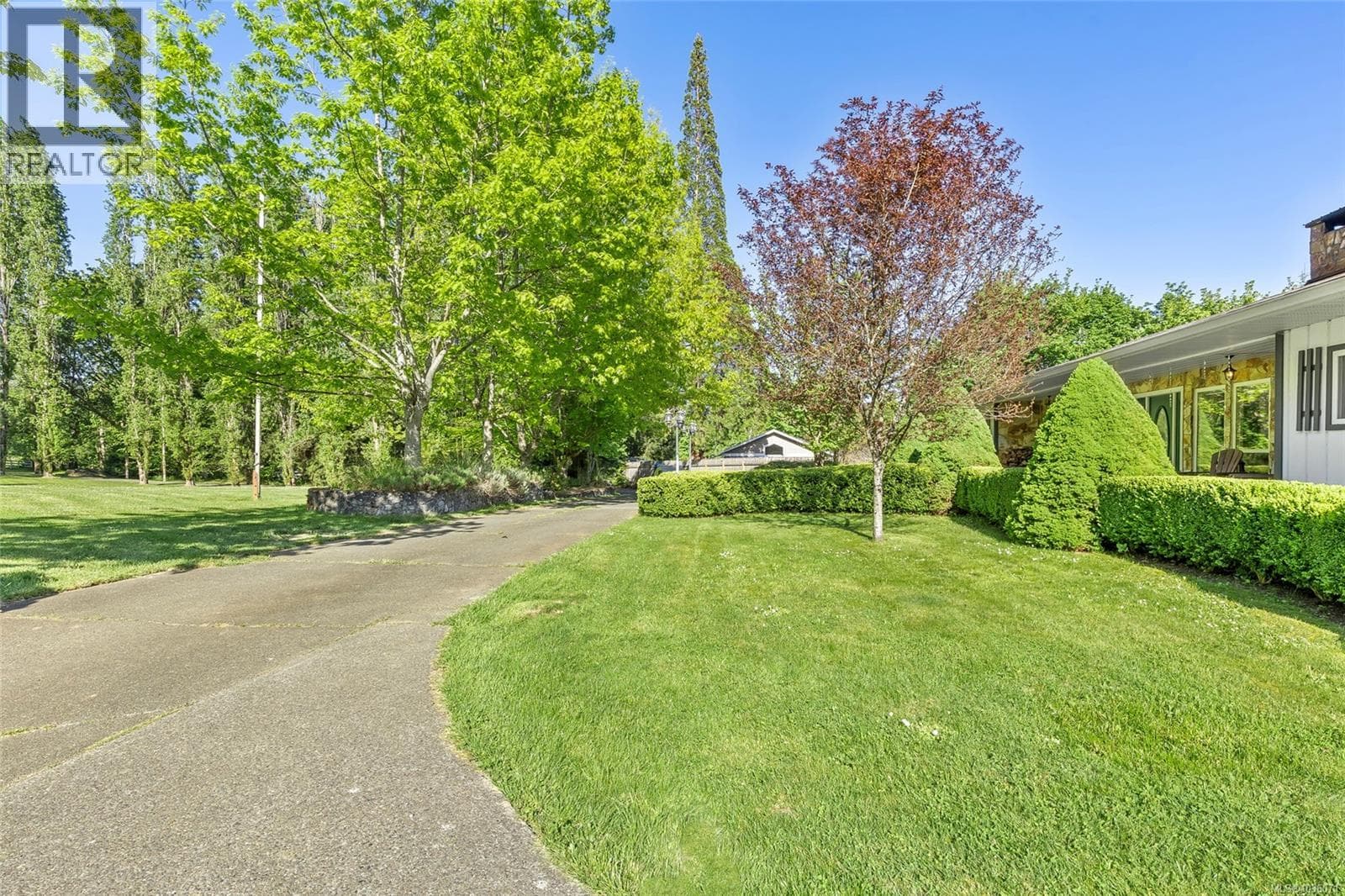 1176 SHAWNIGAN-MILL BAIE ROAD, Vancouver Island — photo 4