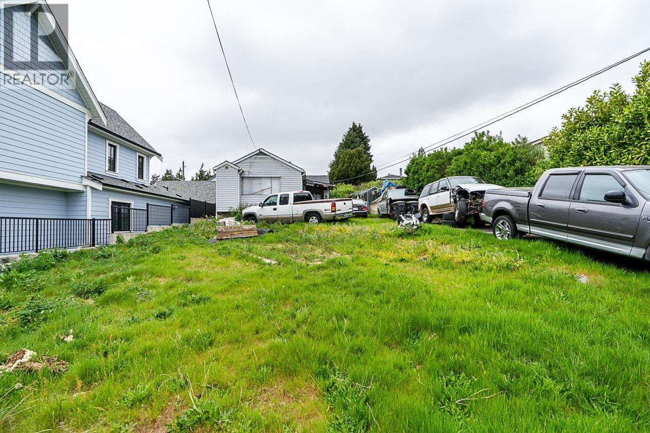 2235 EDINBURGH STREET, Greater Vancouver — photo 3
