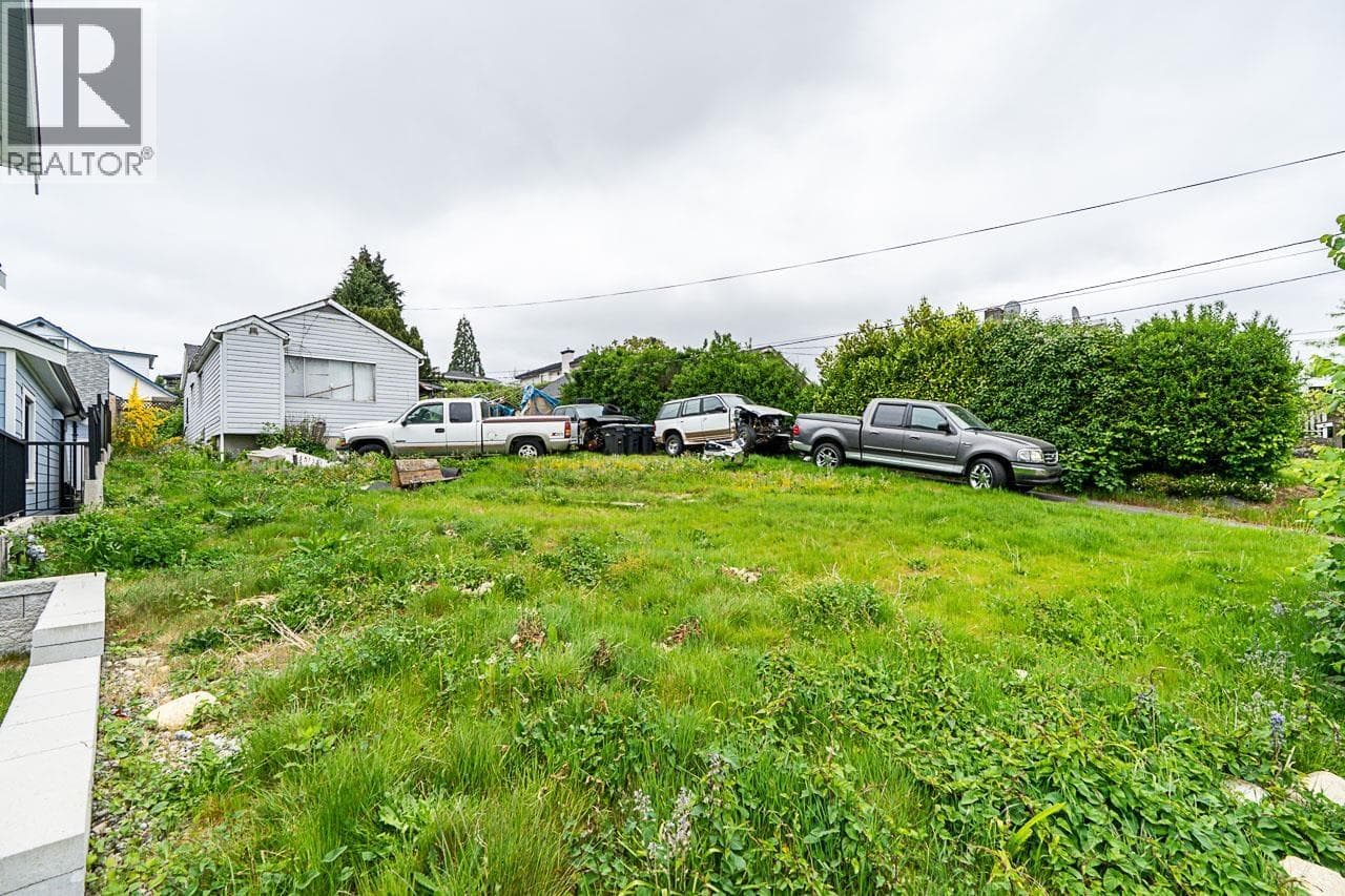 2235 EDINBURGH STREET, Greater Vancouver — photo 2