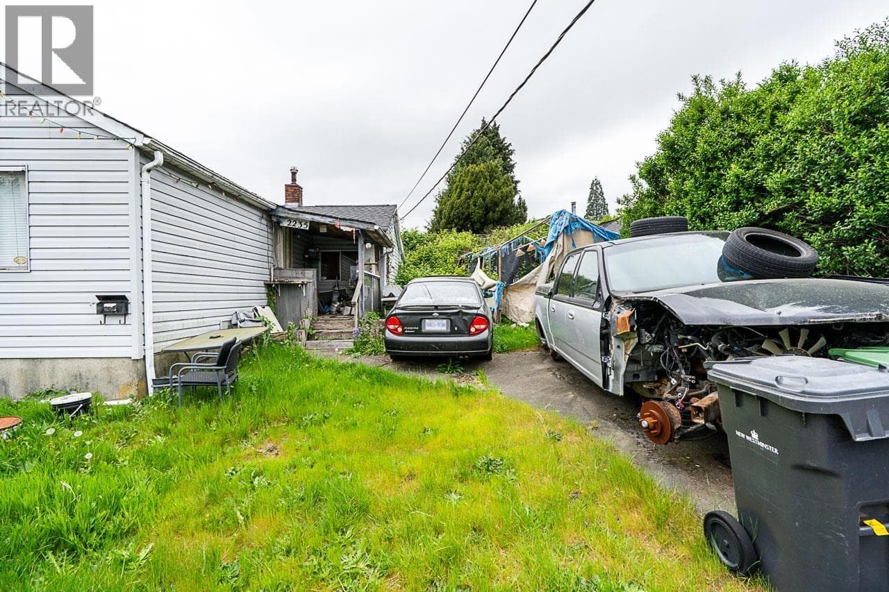2235 EDINBURGH STREET, Greater Vancouver — photo 5