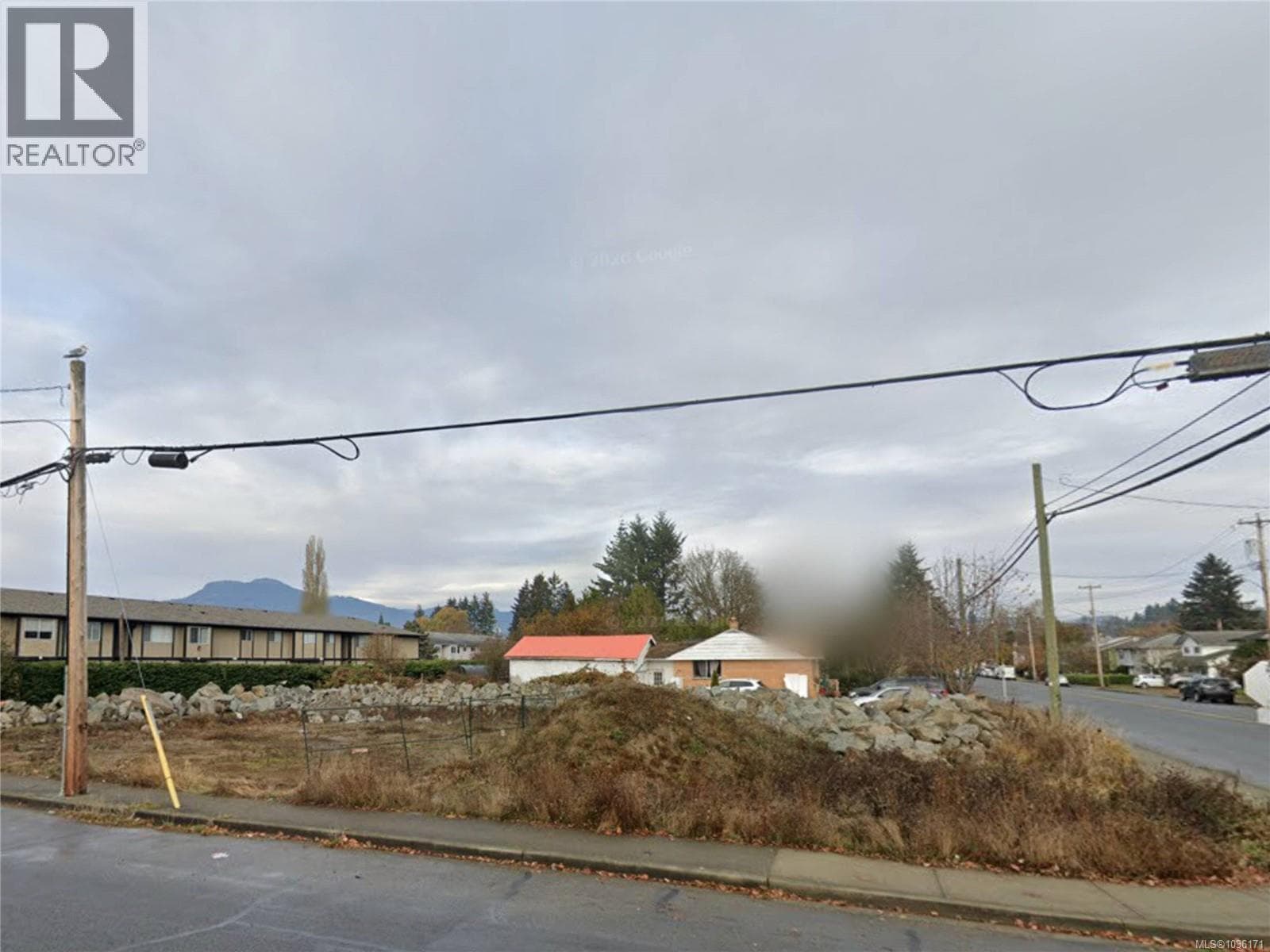 2511 DINGWALL STREET, Vancouver Island — photo 2