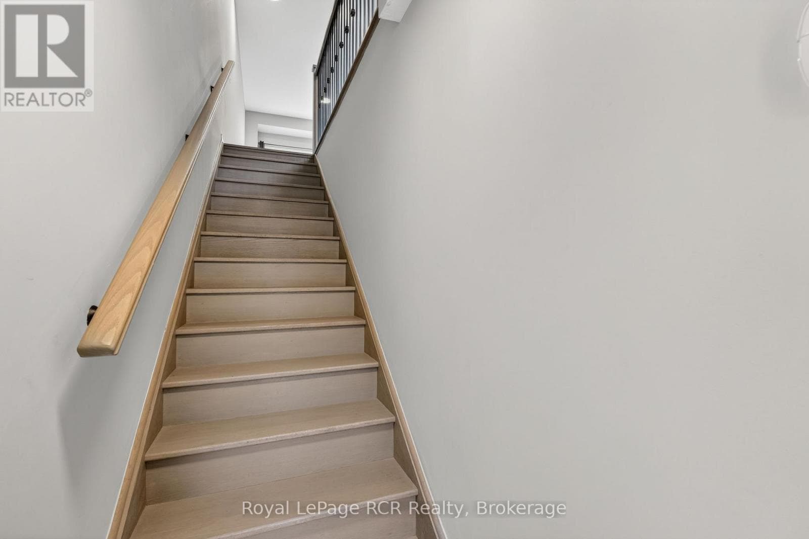 45 WINTERS CRESCENT, OnePoint — photo 5