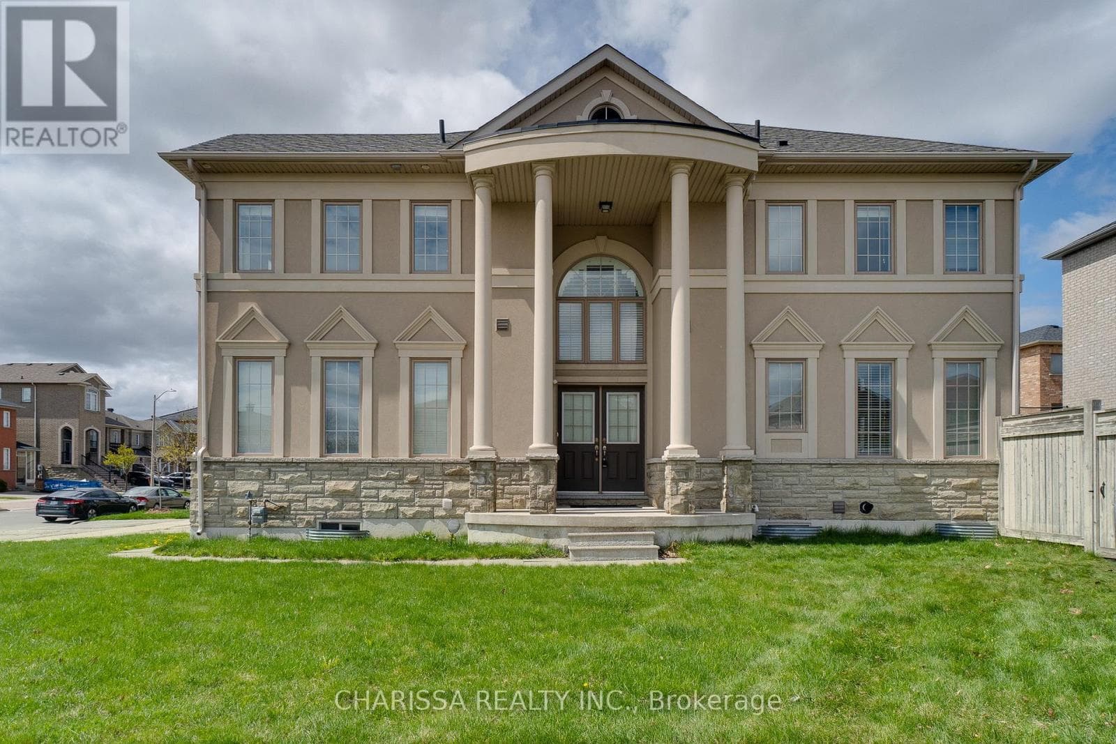 2 HAWSTONE ROAD in Woodbridge North