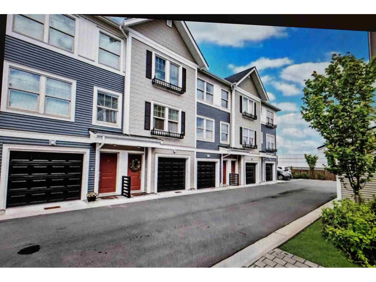 26 32633 SIMON AVENUE, Fraser Valley — photo 3