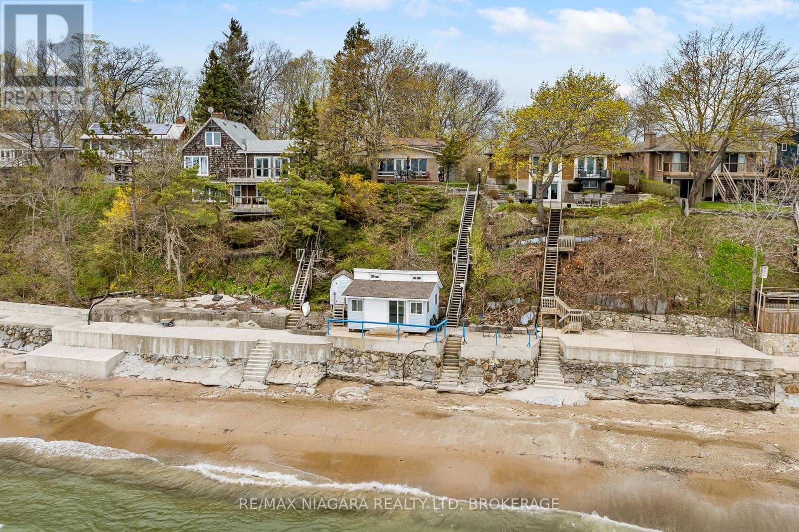 10419 LAKESHORE ROAD in 