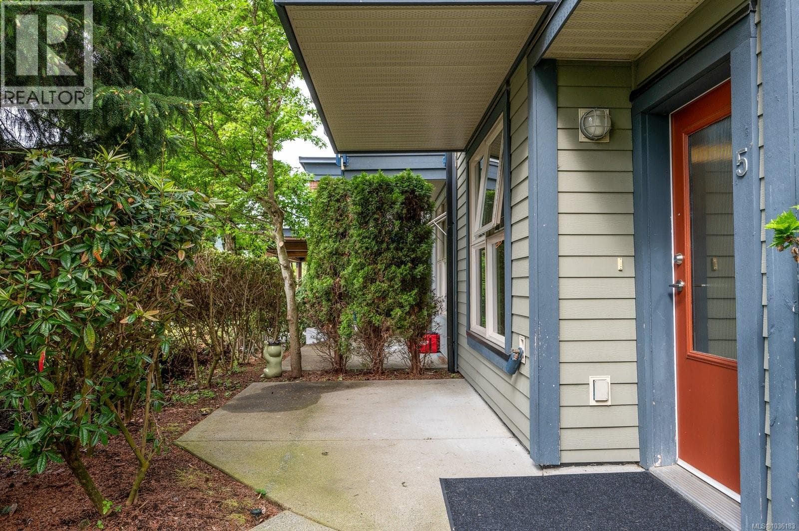 5 1406 Jingle Pot Rd, Vancouver Island — photo 3