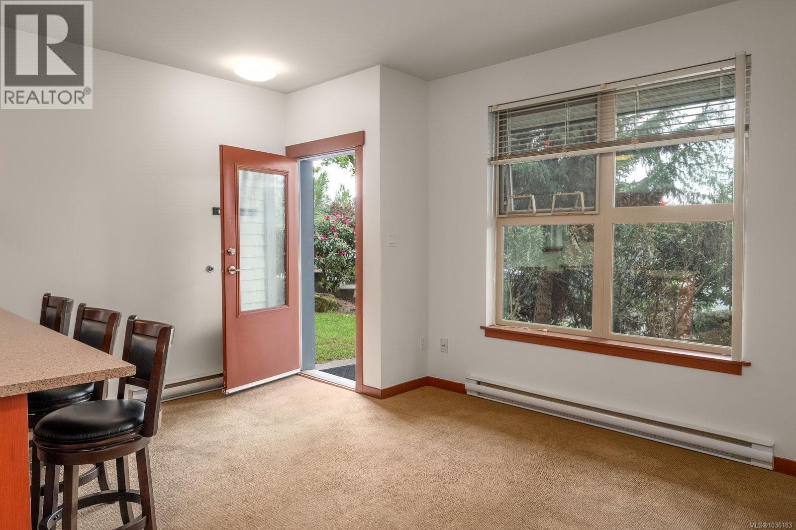 5 1406 Jingle Pot Rd, Vancouver Island — photo 5