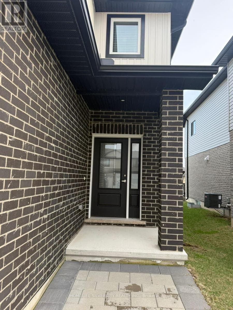 724 FREEPORT STREET, Toronto — photo 2