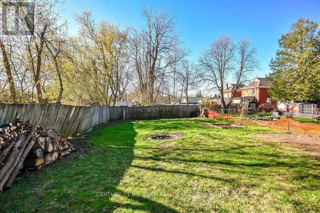 174 BARRIE ROAD, Toronto — photo 4