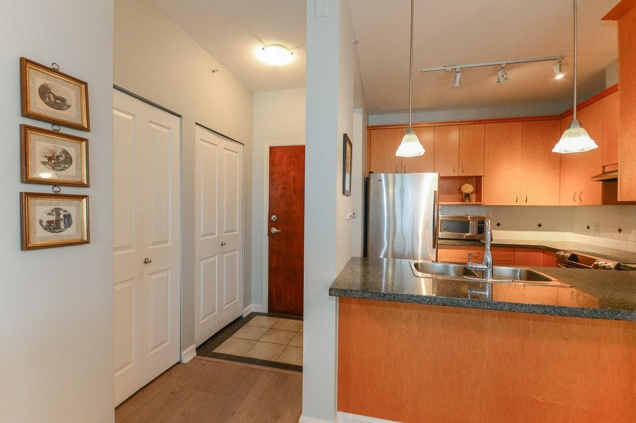 307 1551 FOSTER STREET, Fraser Valley — photo 4