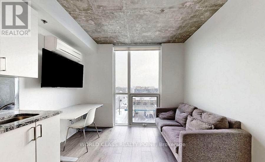 633 - 1900 SIMCOE STREET, Toronto — photo 3