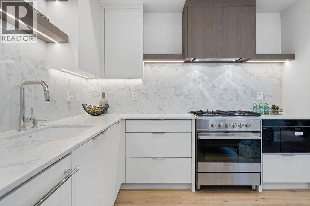 1145 W 33RD AVENUE, Greater Vancouver — photo 4
