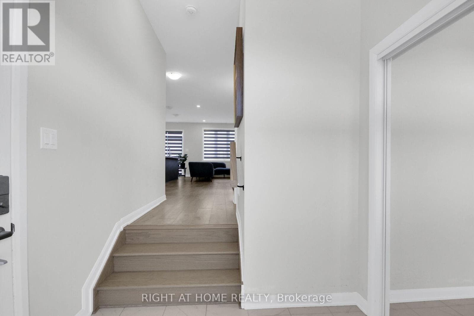 1020 BALLYHALE HEIGHTS, Ottawa — photo 4
