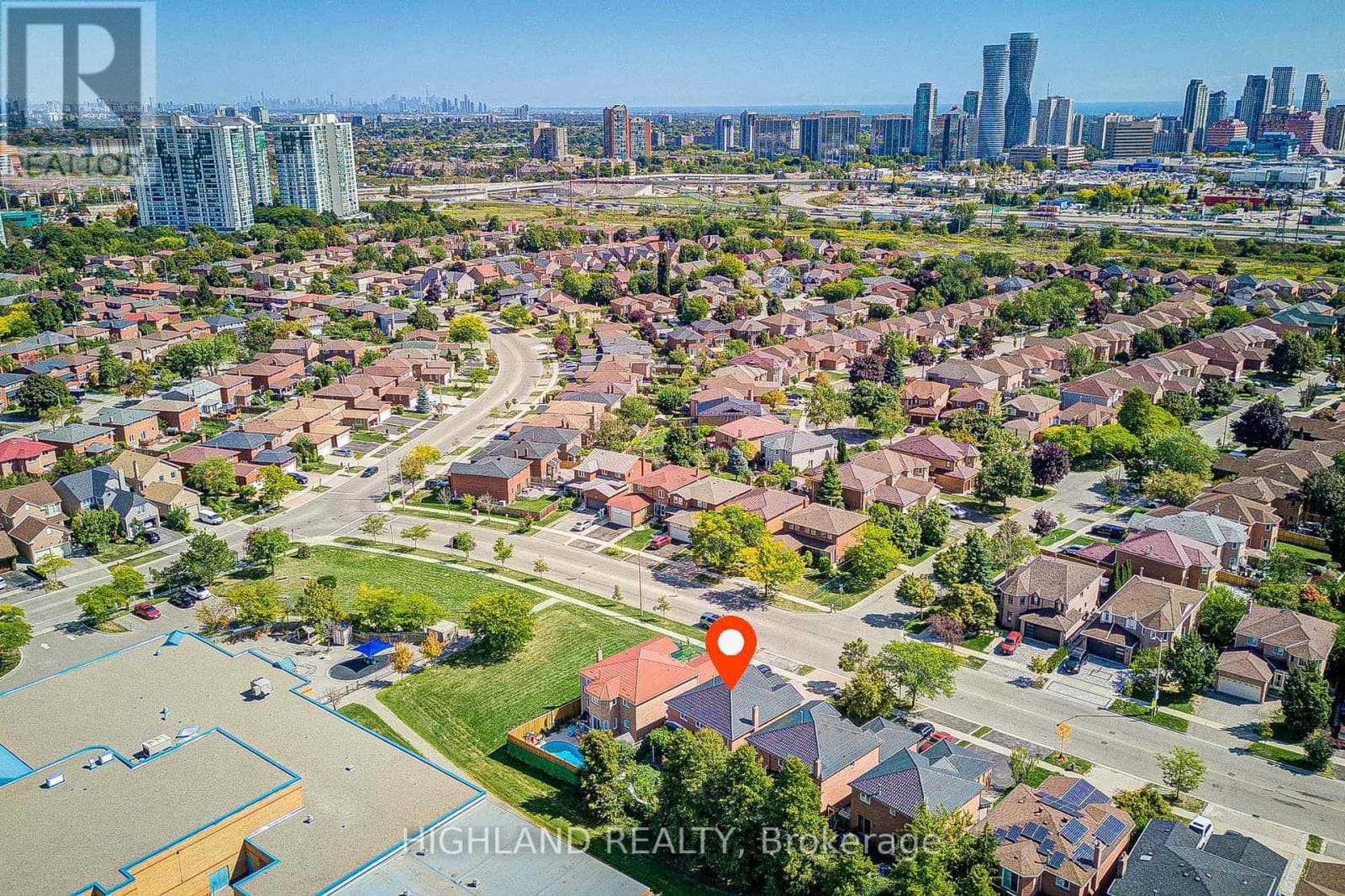 257 HUNTINGTON RIDGE DRIVE, Toronto — photo 2