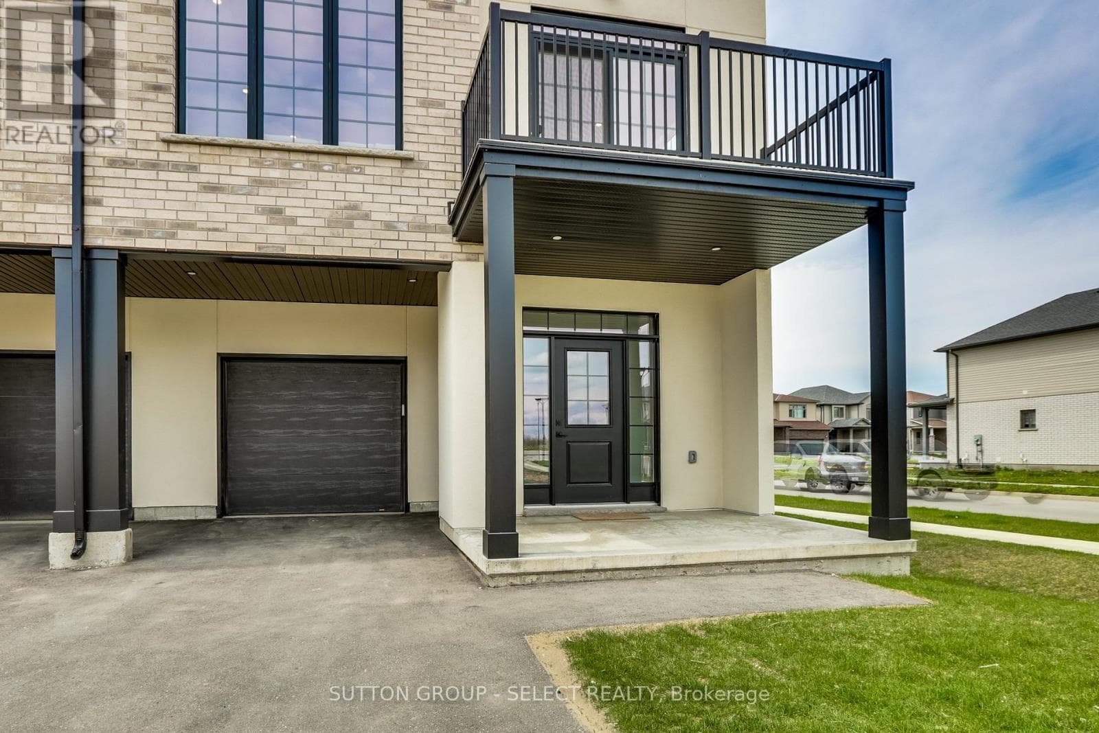 #1 - 235 KENNINGTON WAY, London and St. Thomas — photo 4