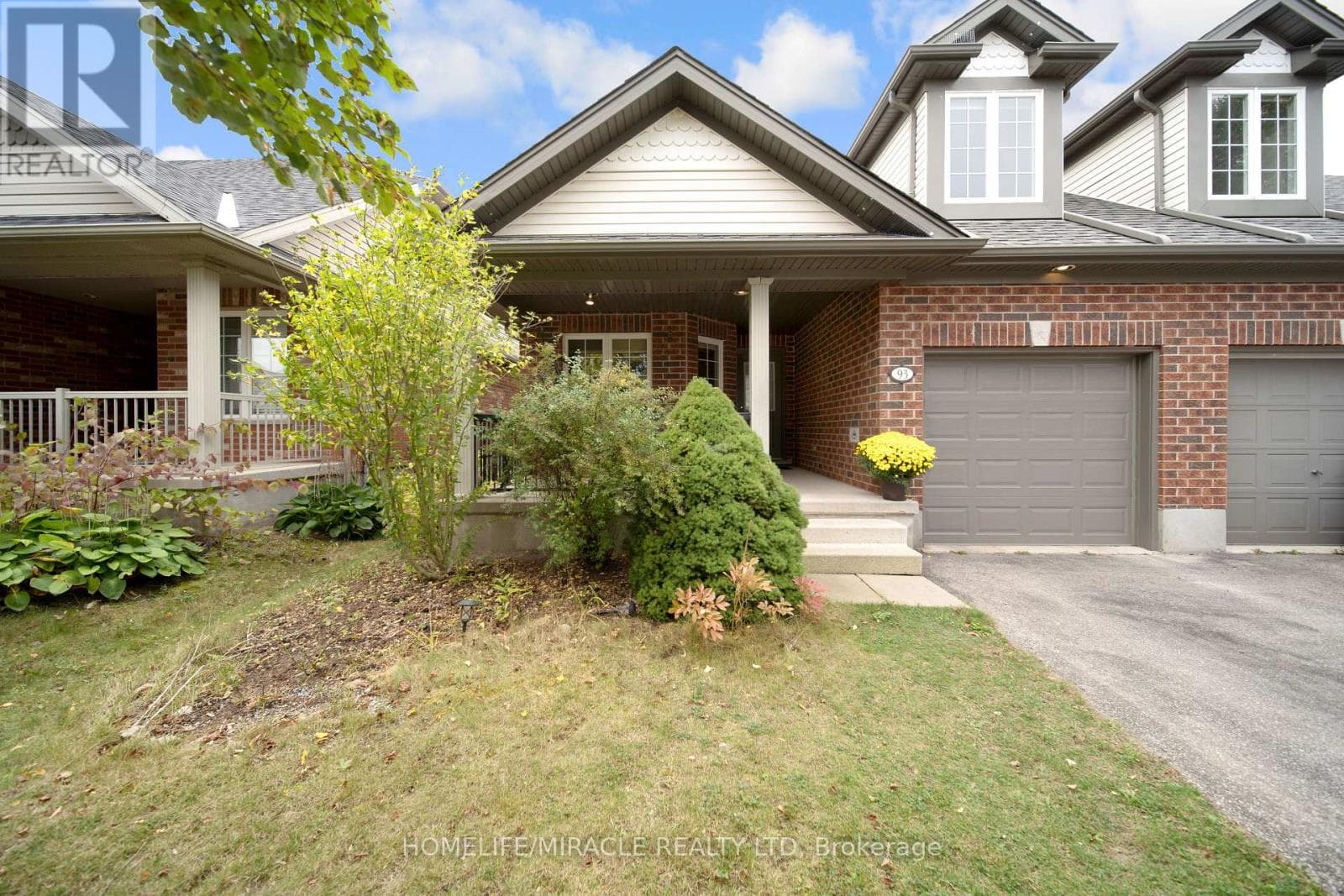 93 LYNCH CIRCLE, Toronto — photo 4