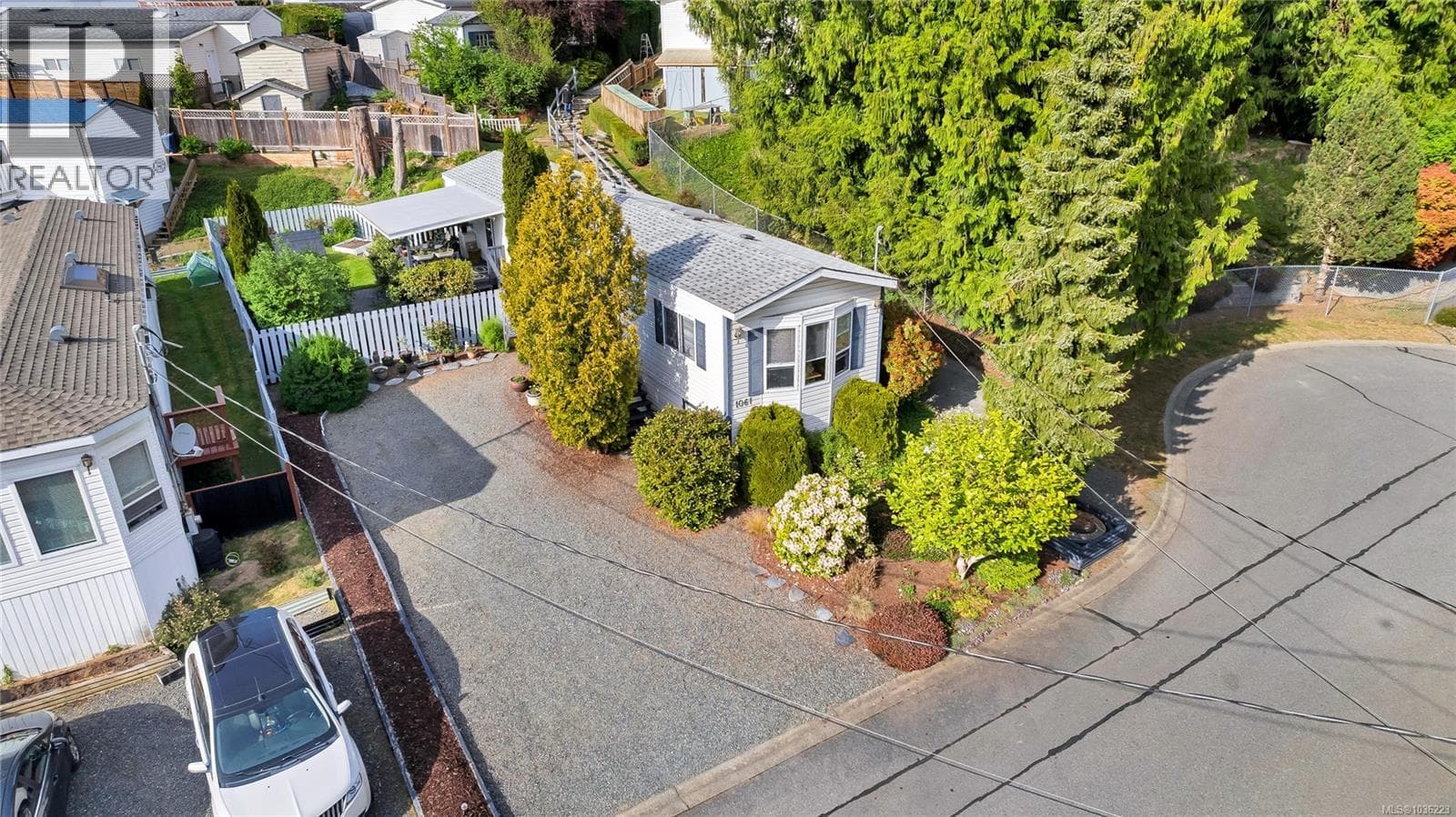 1061 Waterman Rd in 