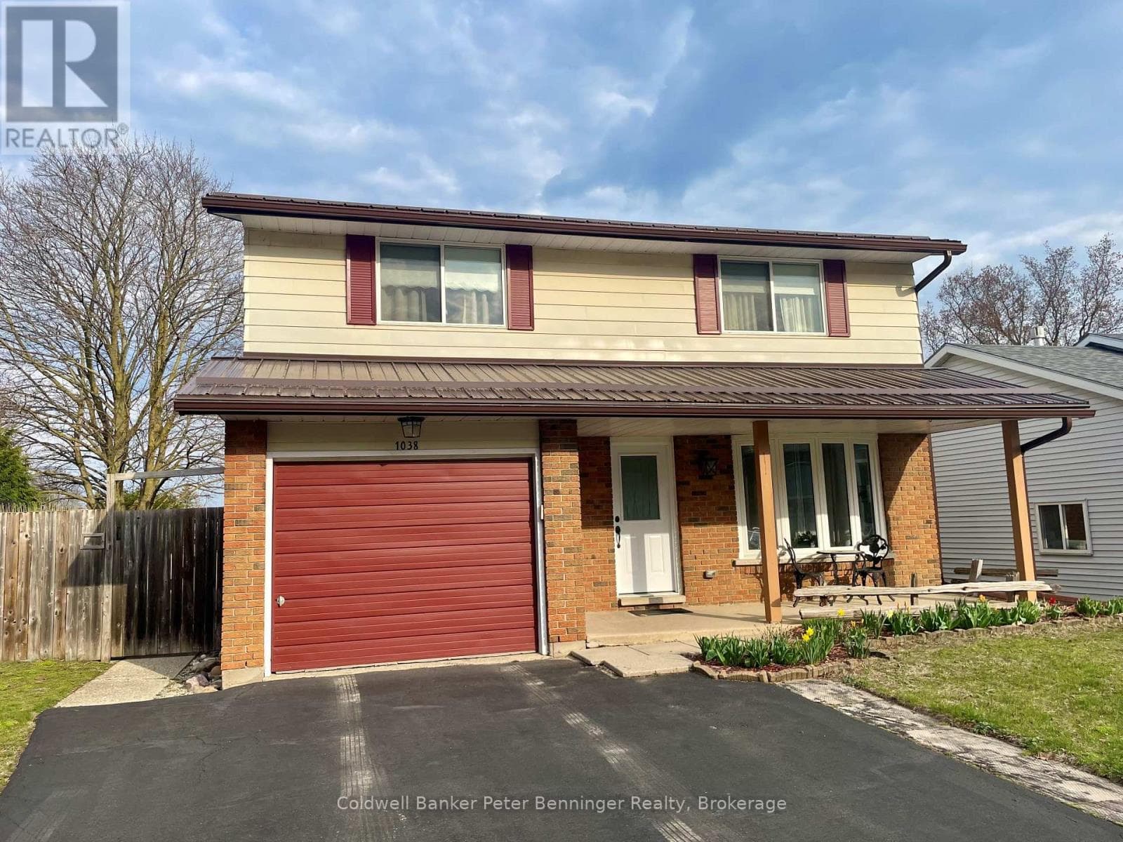 1038 WELLINGTON STREET in 