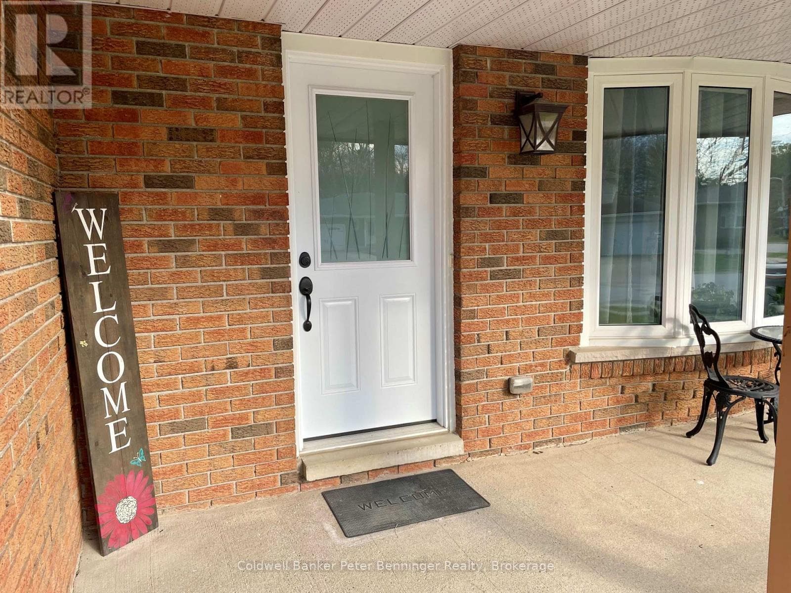 1038 WELLINGTON STREET, OnePoint — photo 3