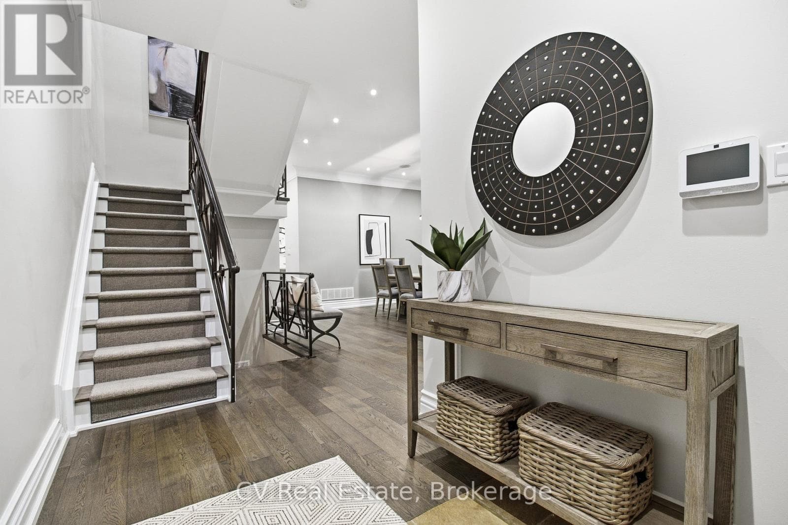 46 BERNARD AVENUE, Toronto — photo 3