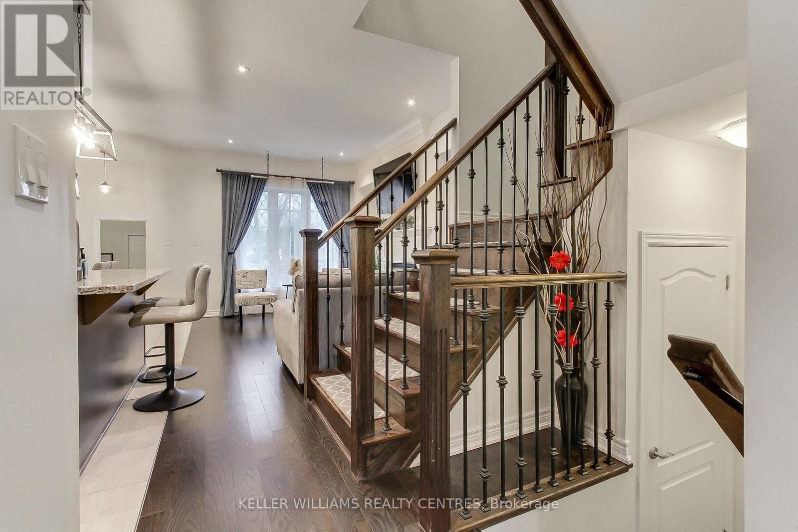13 VITA STEPHANIE COURT, Toronto — photo 4