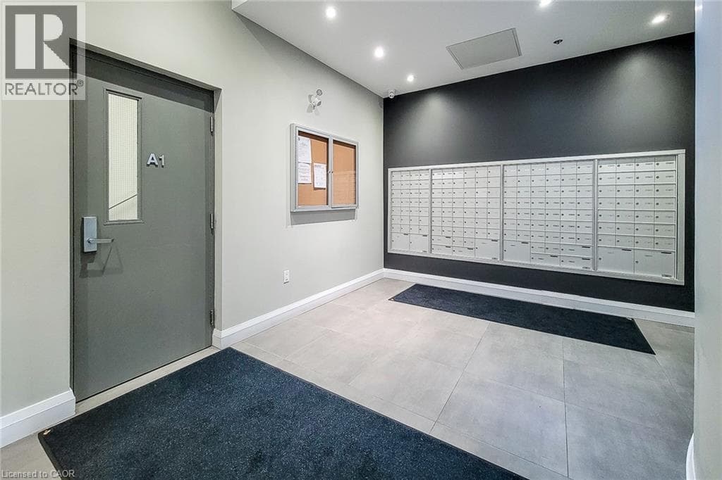 1 REDFERN Avenue Unit# 217, Cornerstone — photo 4