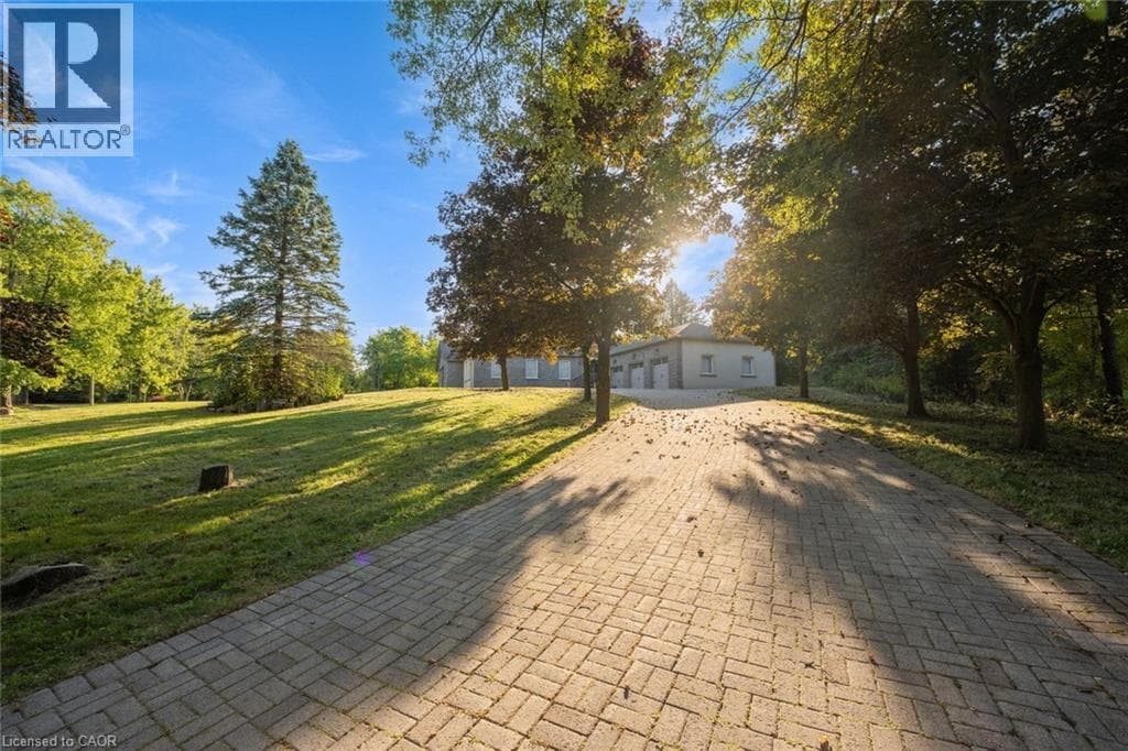 8 RIDGEWOOD DRIVE in The Hill
