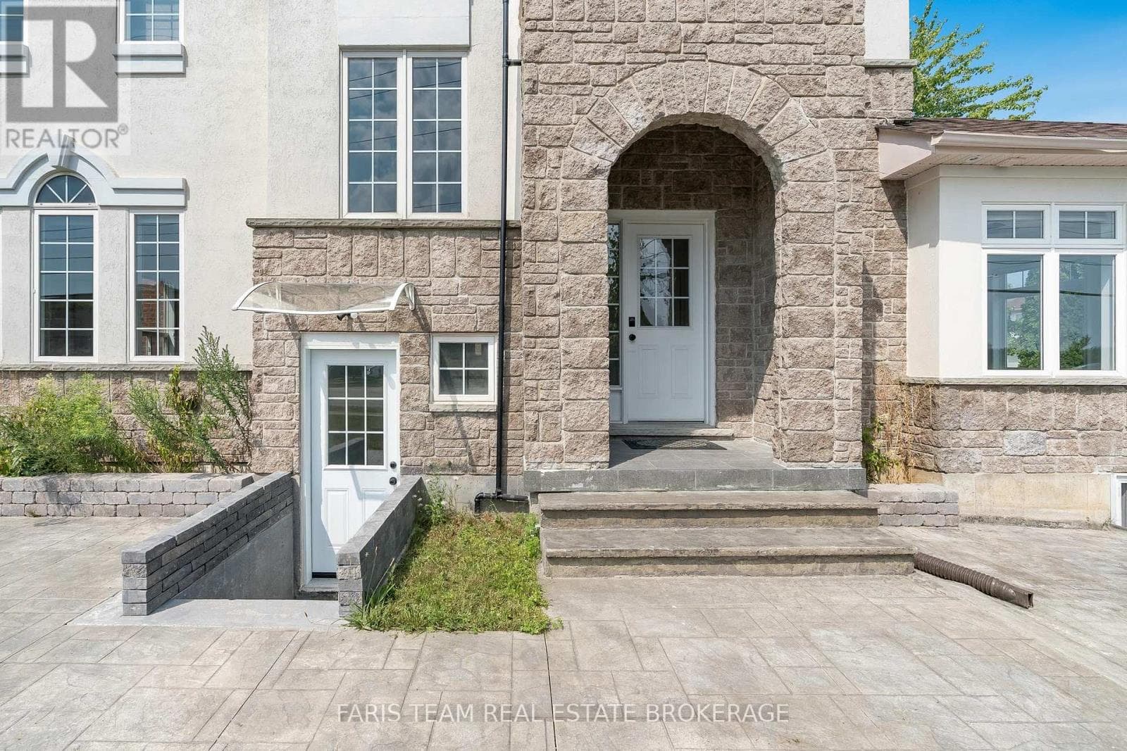 2 VANESSA DRIVE, Toronto — photo 5
