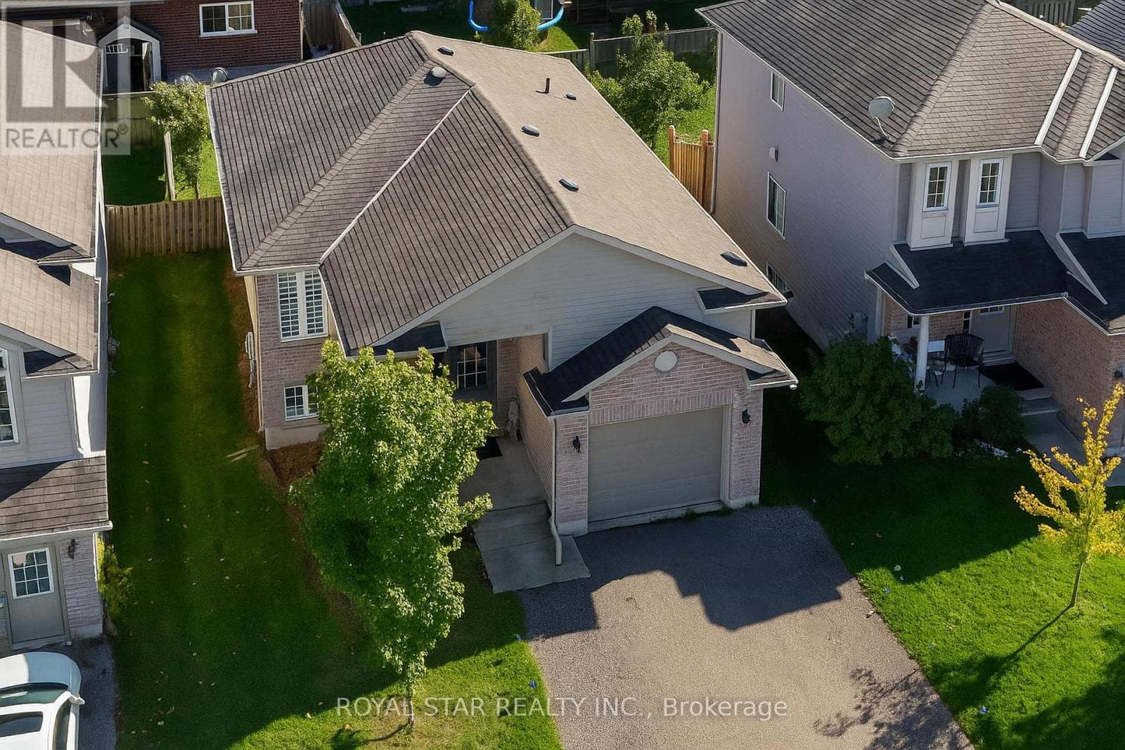 3 KERR CRESCENT in 