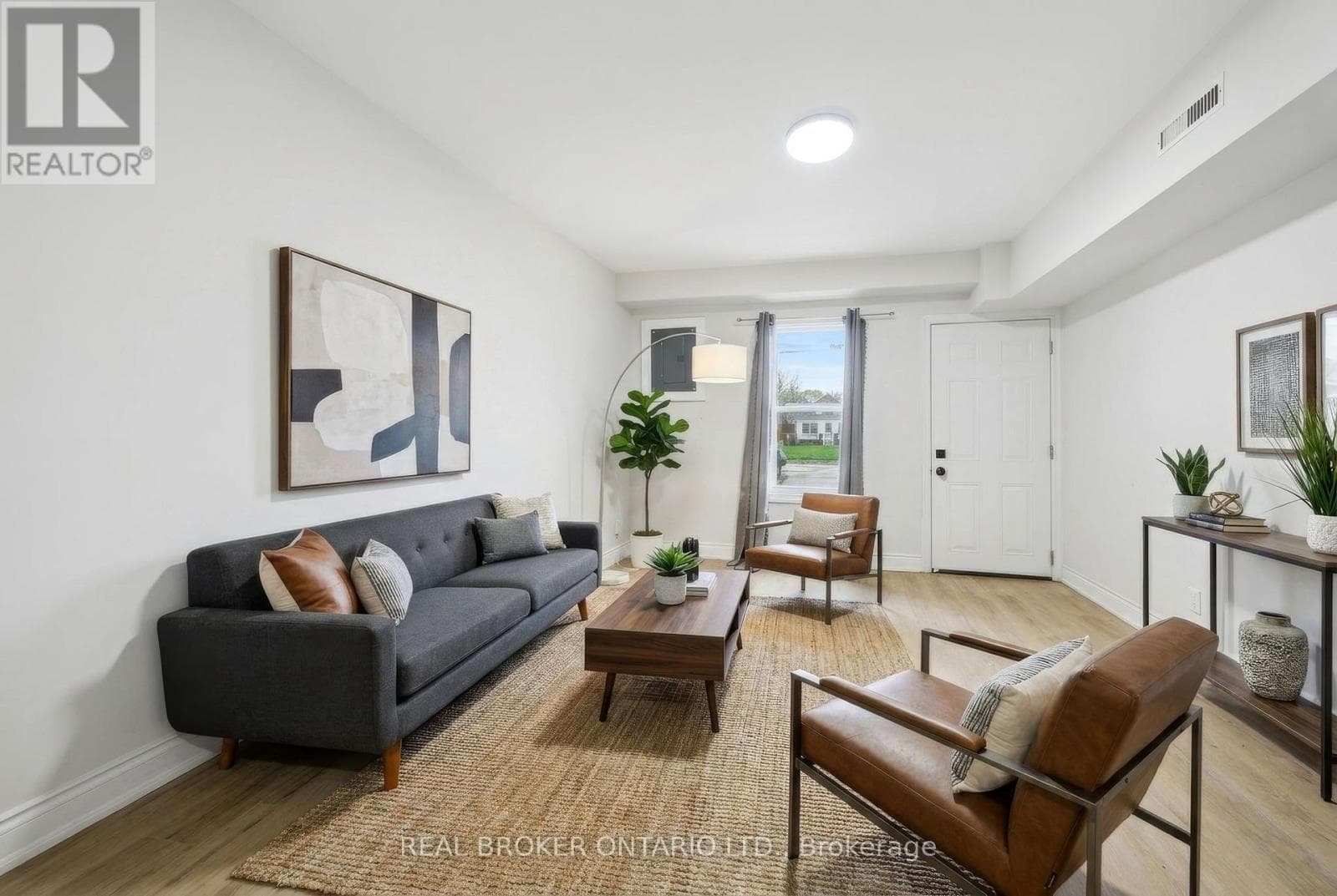 129 DURHAM STREET, Toronto — photo 3