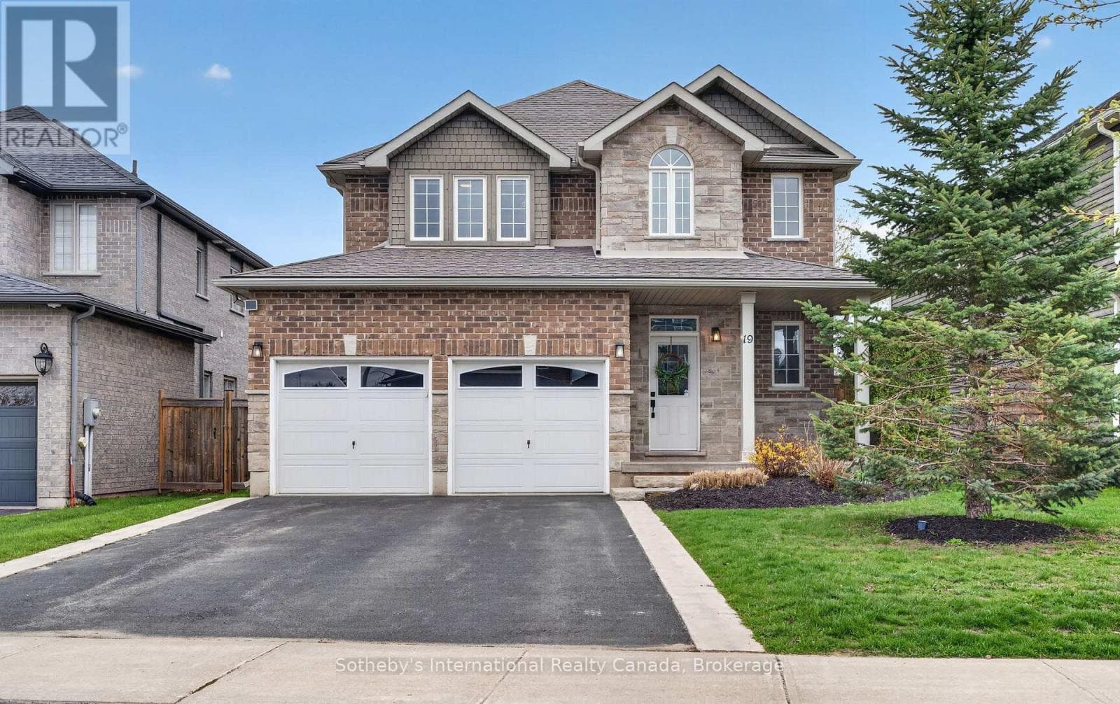 19 GARBUTT CRESCENT in 