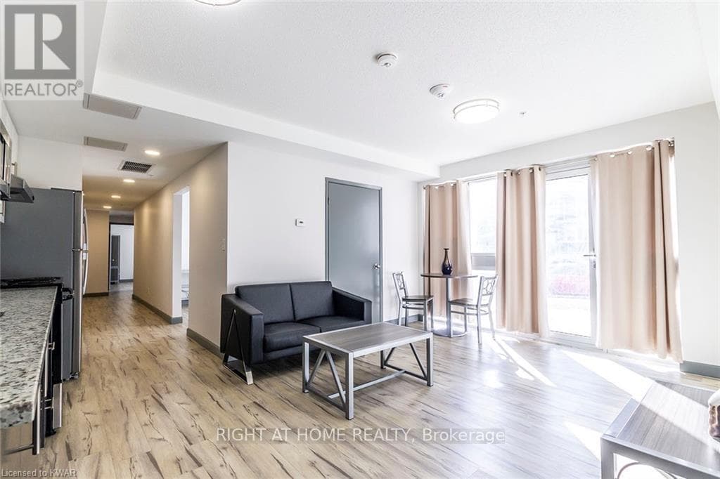 215 - 258B SUNVIEW STREET, Toronto — photo 3