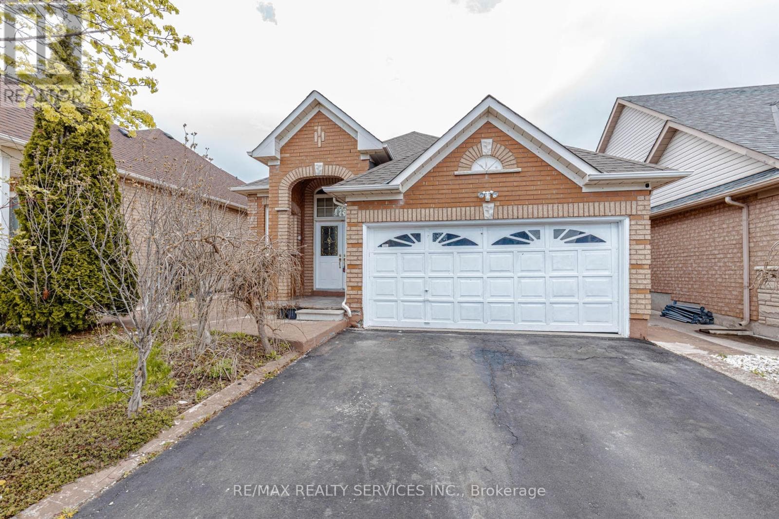 3 ORCHID DRIVE, Toronto — photo 2