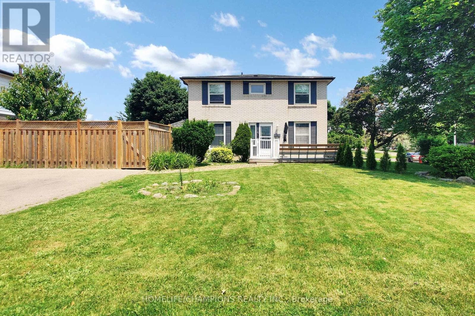 4 FLAMINGO CRESCENT in E-F-K-SECTION (BRAMALEA)