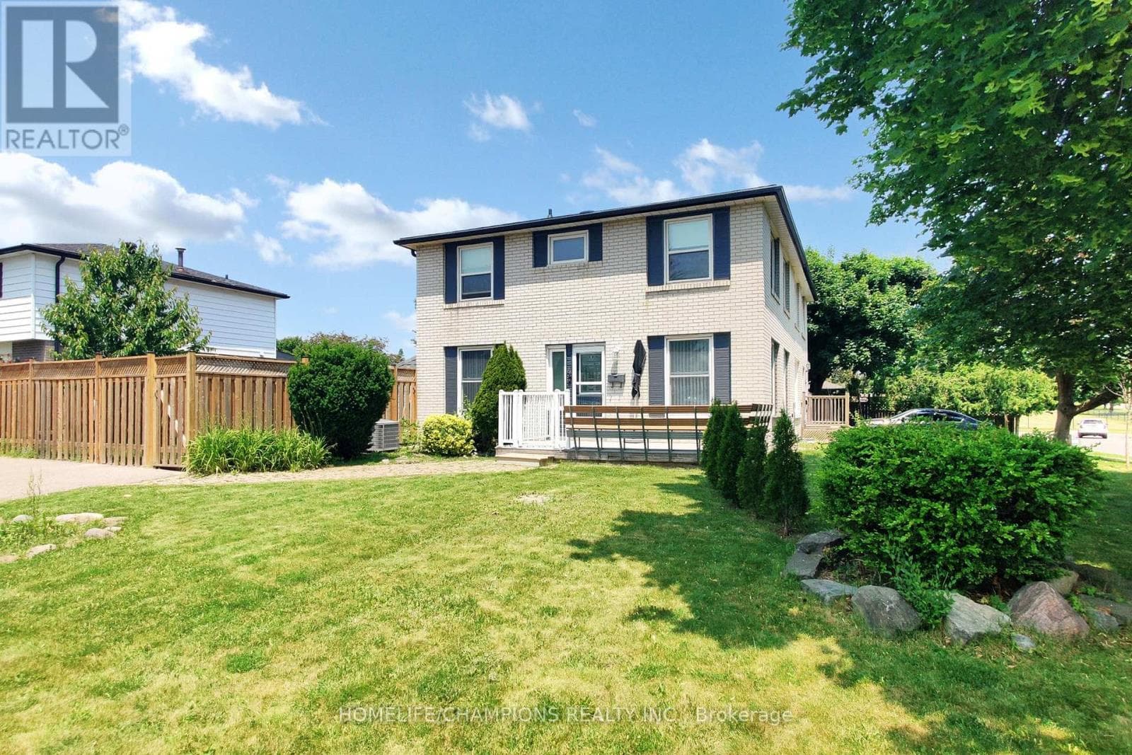 4 FLAMINGO CRESCENT, Toronto — photo 3