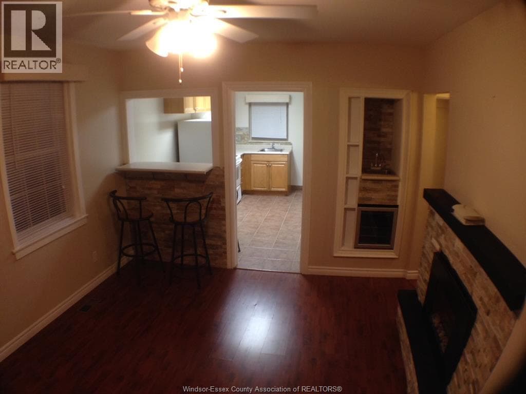 1819 BYNG ROAD, Windsor — photo 4