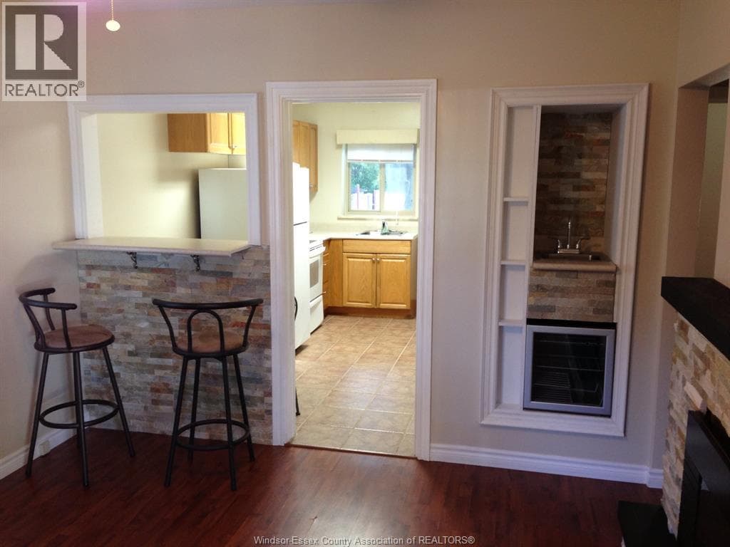 1819 BYNG ROAD, Windsor — photo 3