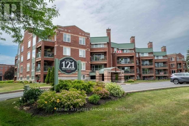 312 - 121 WATER STREET W in 