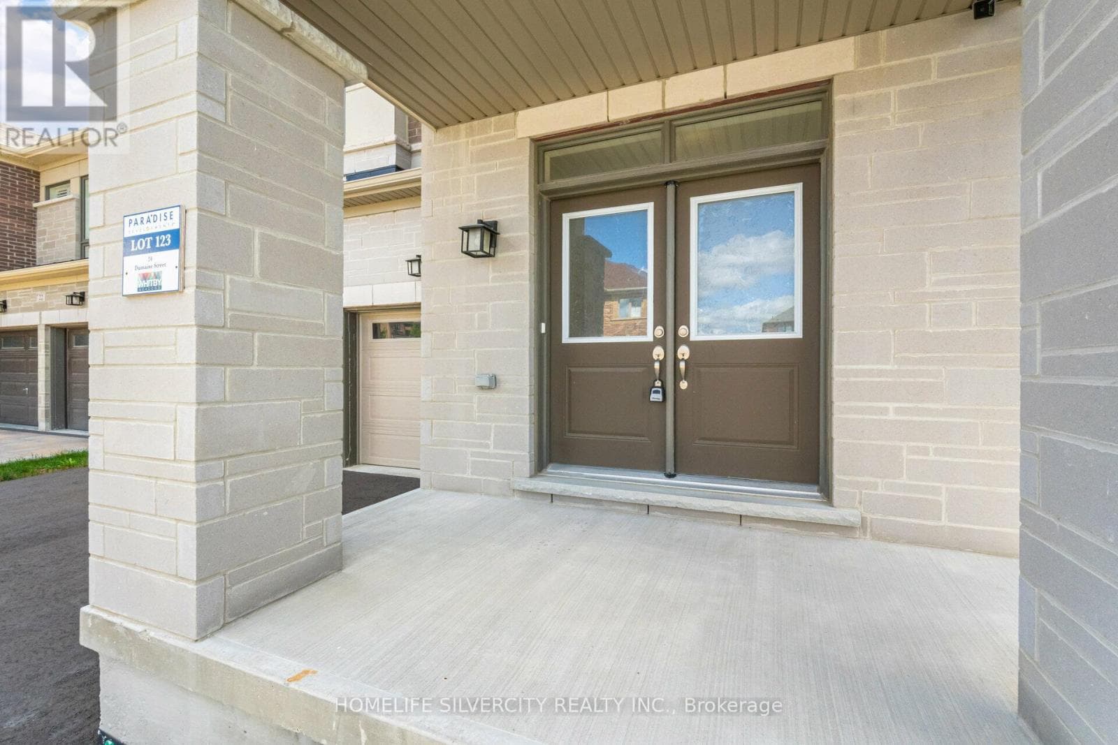 24 DUMAINE STREET, Toronto — photo 4