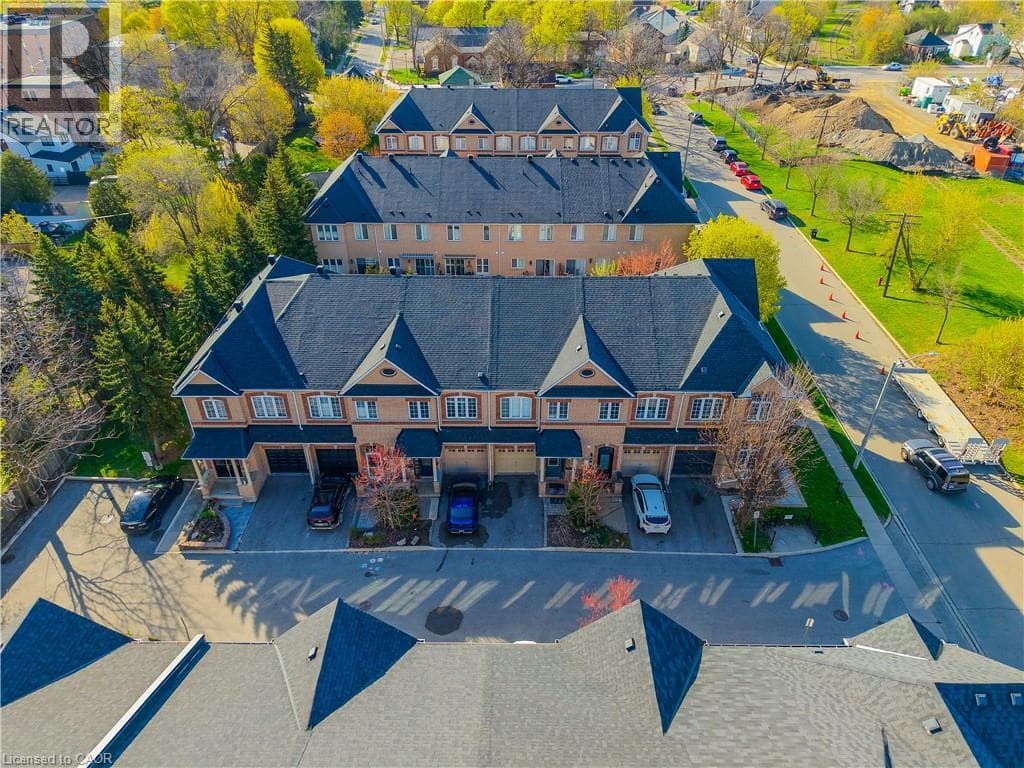 6 PURPLE FINCH COURT in DOWNTOWN