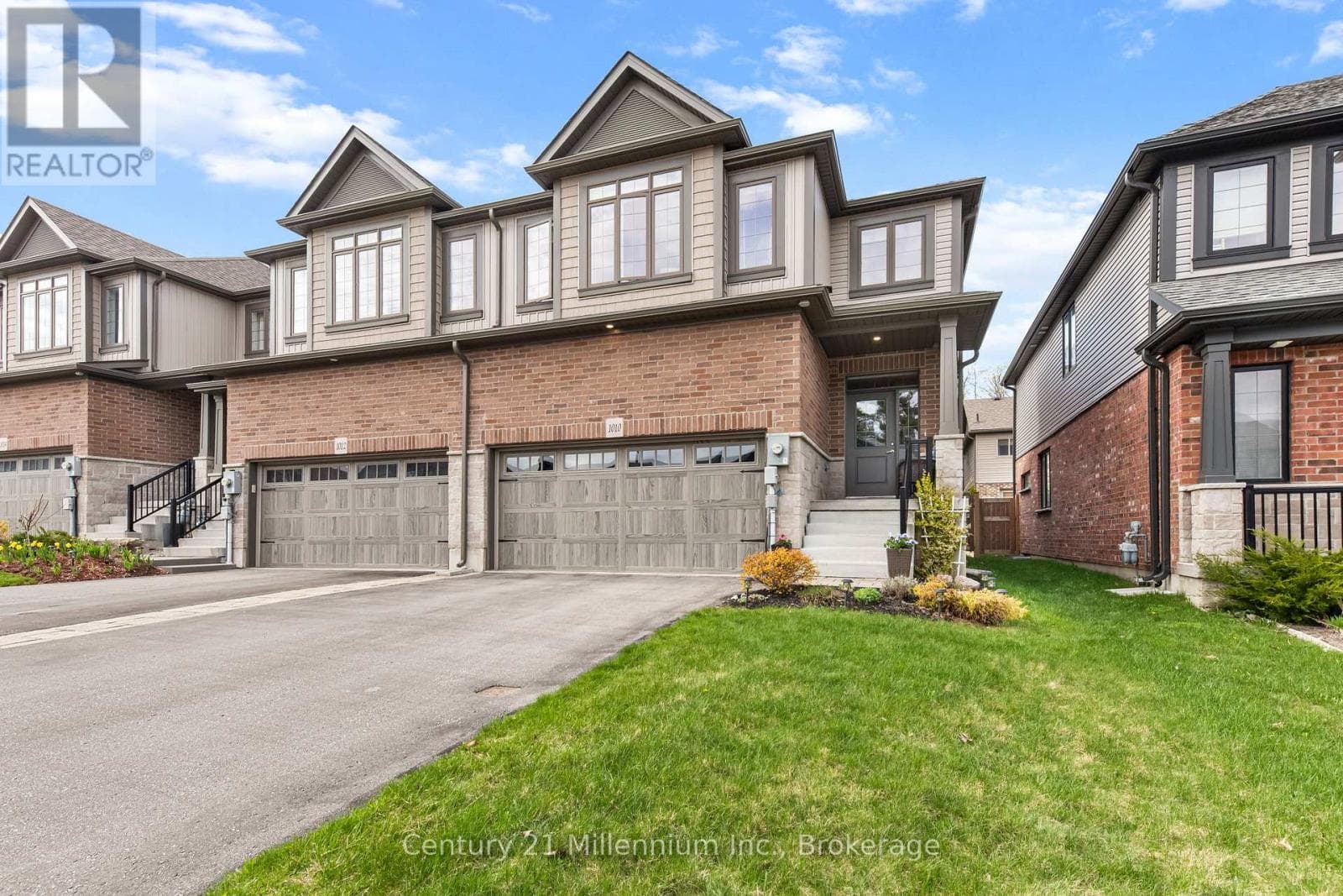1010 WRIGHT DRIVE in 