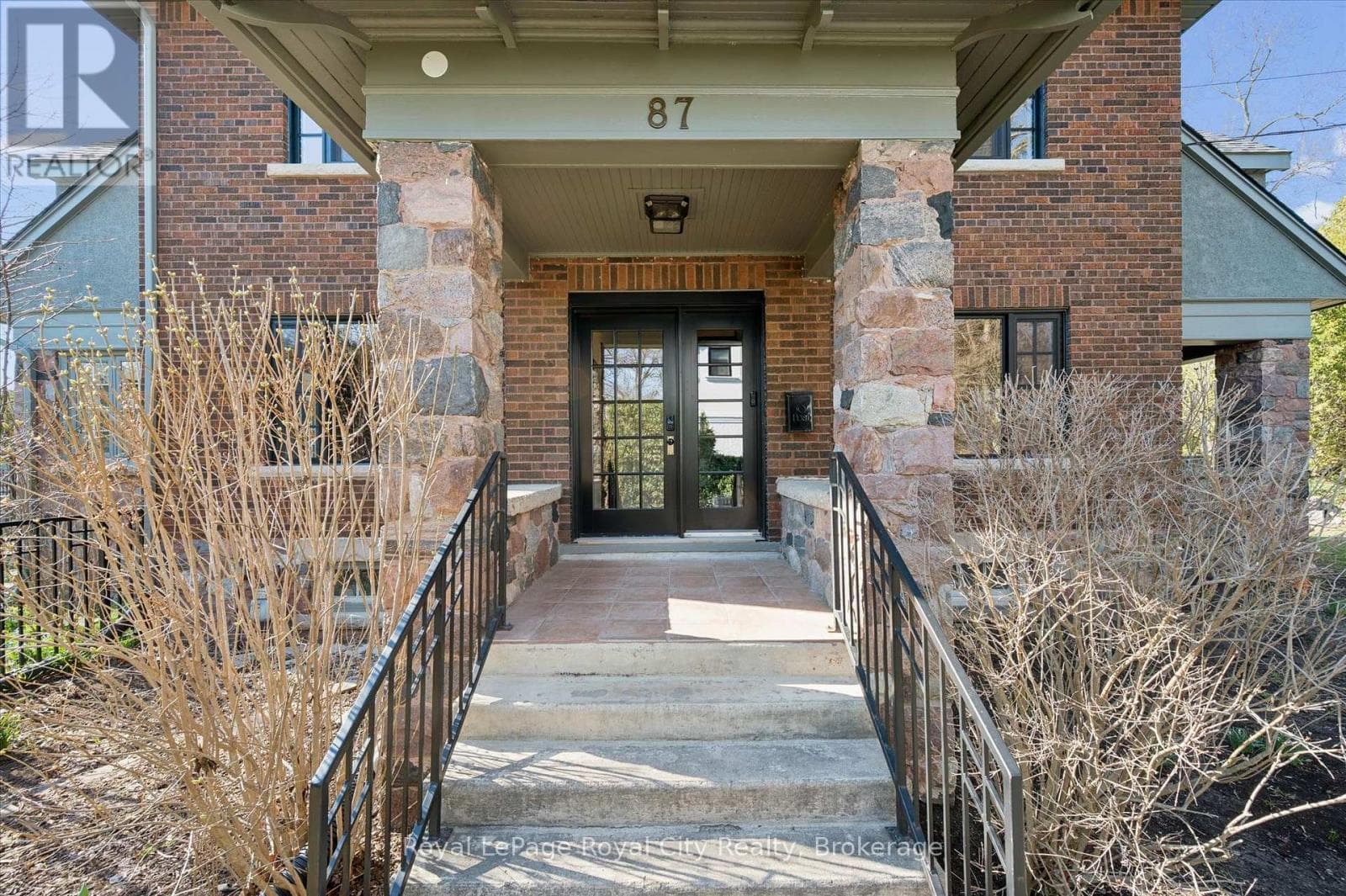 87 UNIVERSITY AVENUE WEST, OnePoint — photo 5