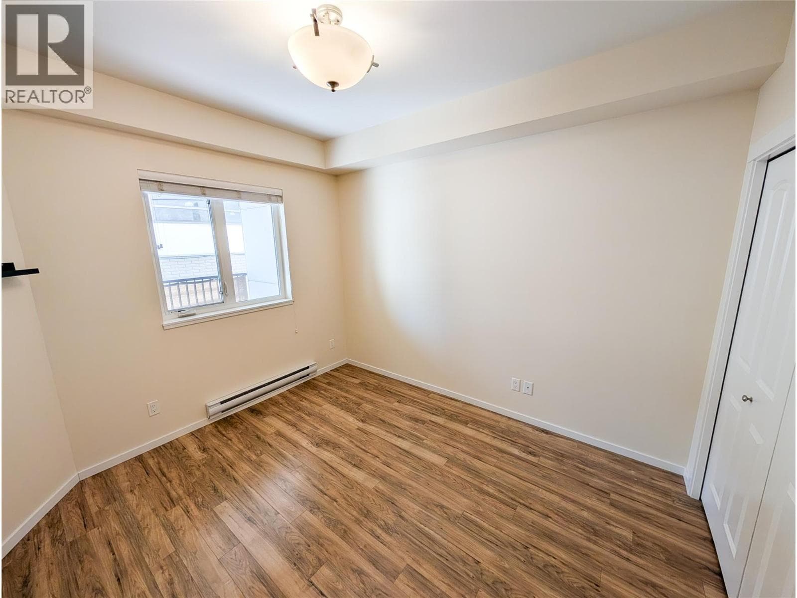 429 ST PAUL Street Unit# 209, Interior REALTORS® — photo 4
