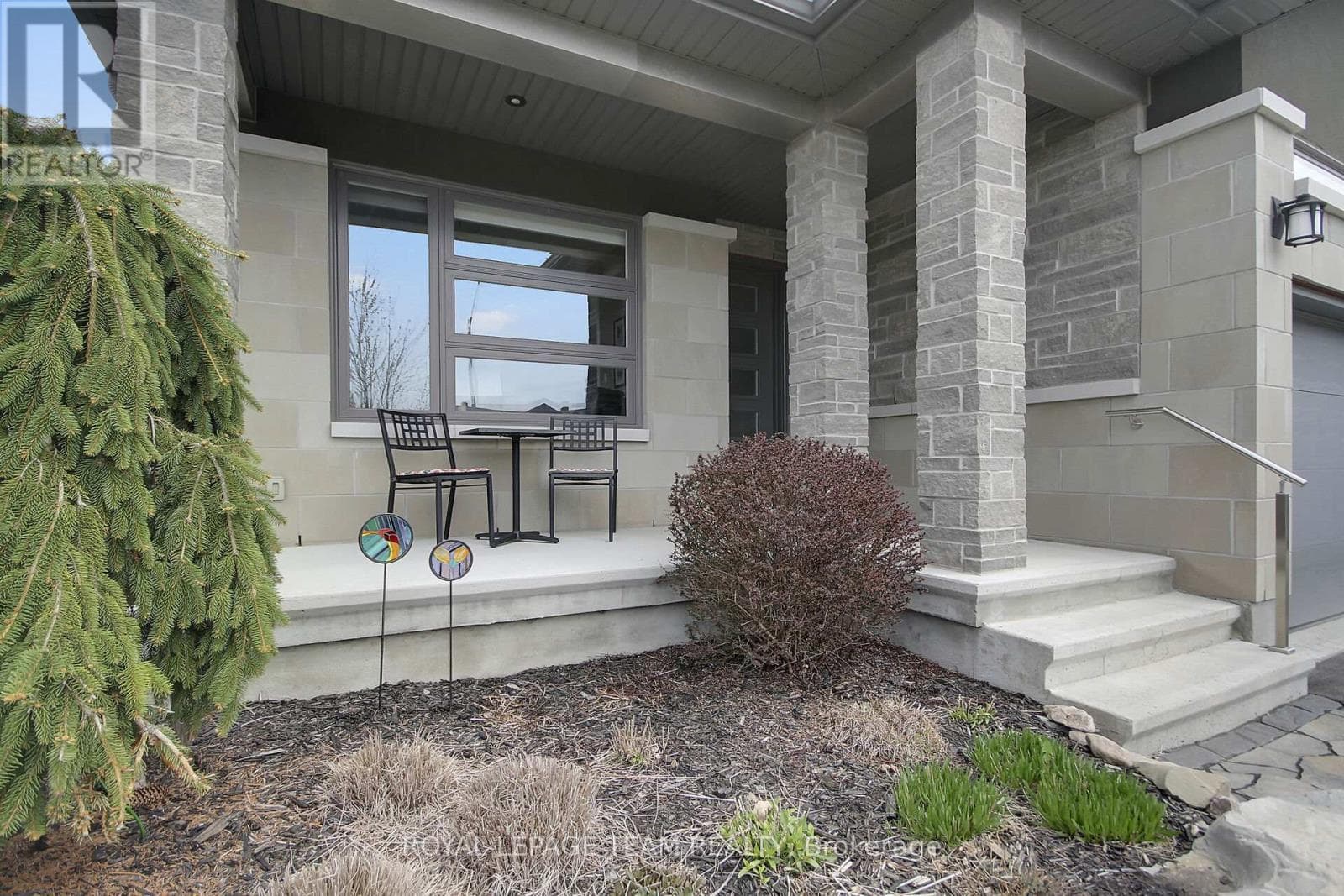 219 MCKENNY STREET, Ottawa — photo 3
