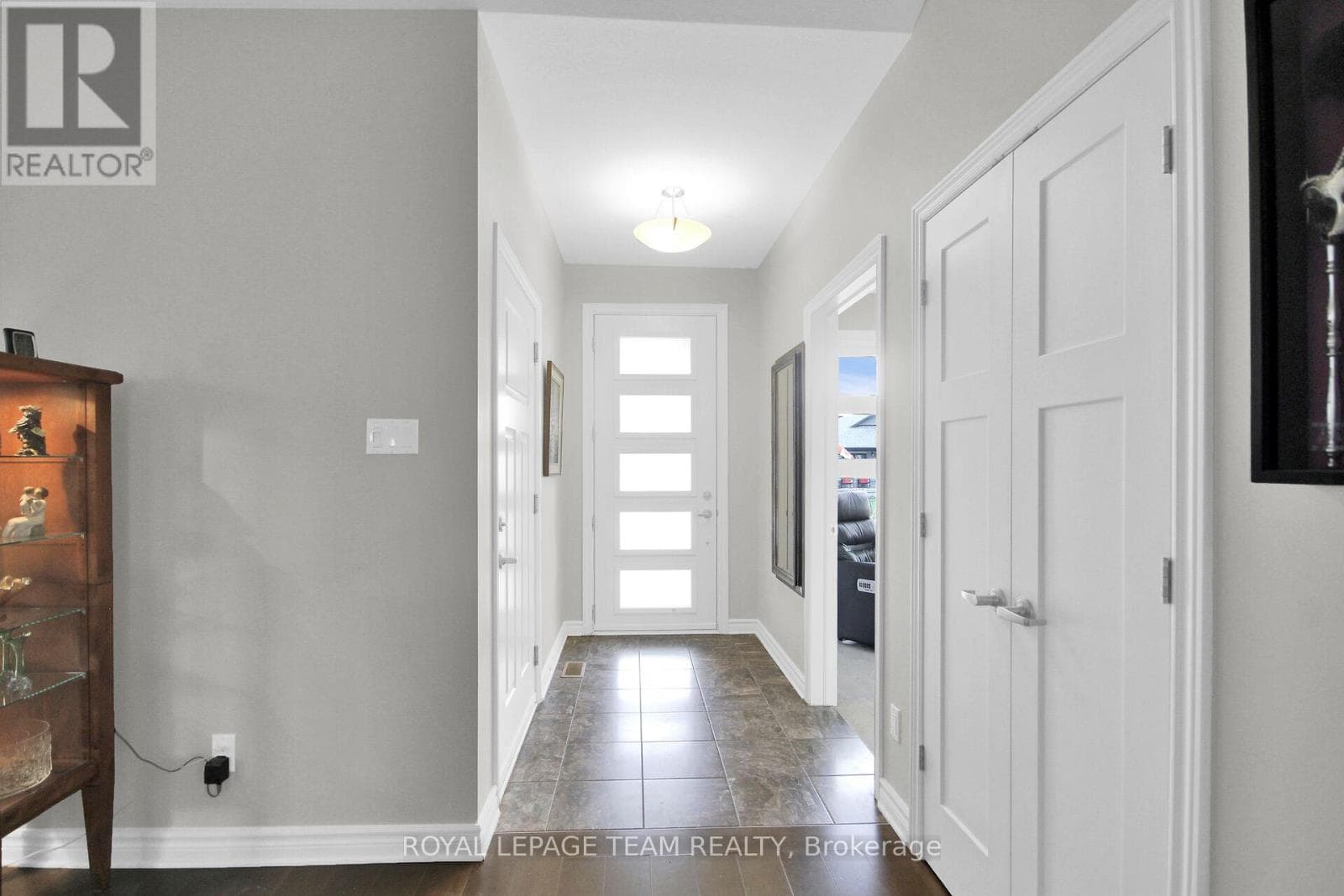 219 MCKENNY STREET, Ottawa — photo 4