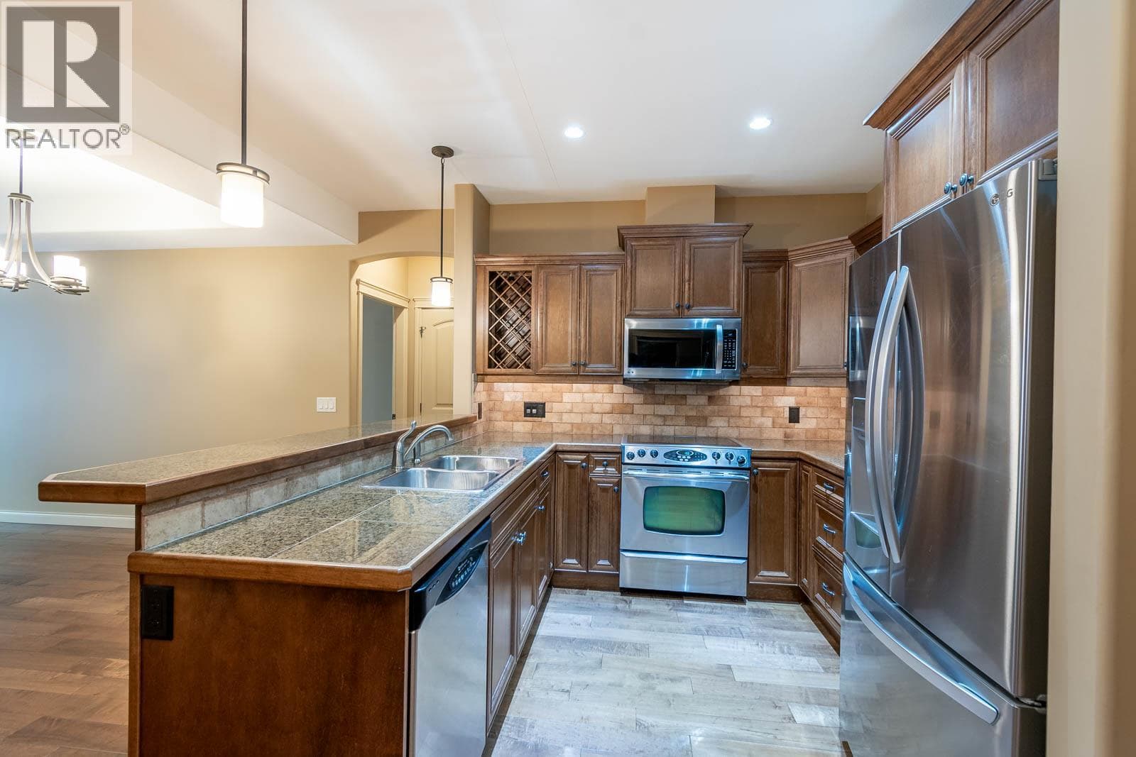 2770 AUBURN ROAD UNIT 206, Interior REALTORS® — photo 4