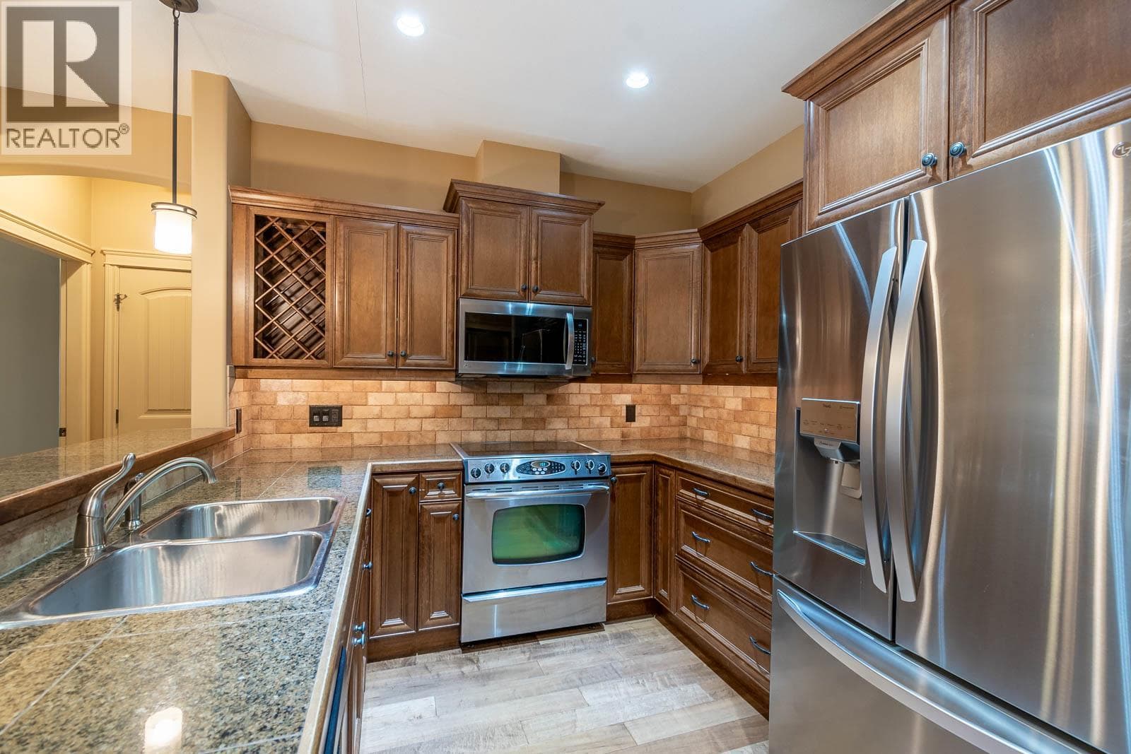 2770 AUBURN ROAD UNIT 206, Interior REALTORS® — photo 5