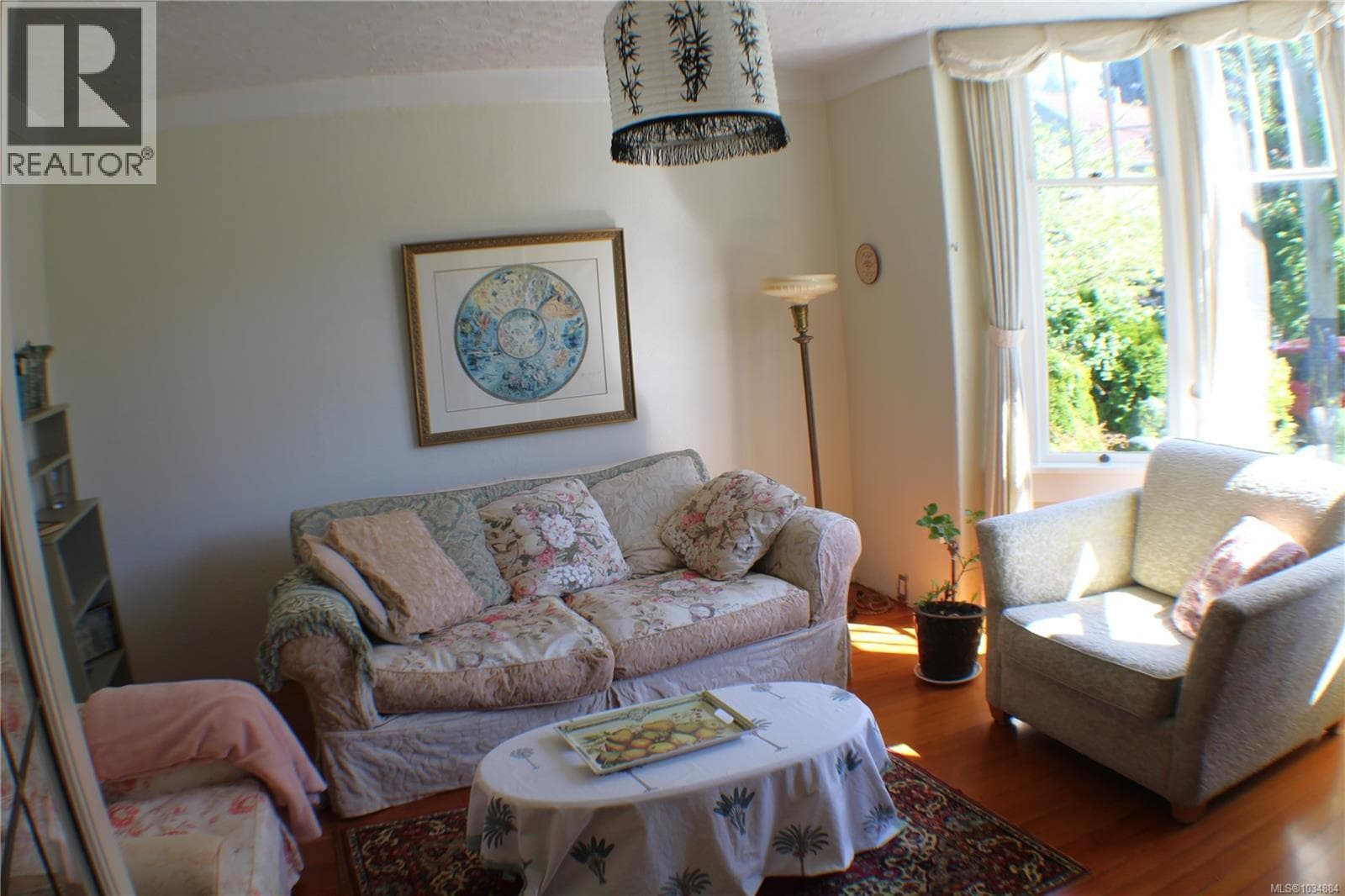 1404 TAUNTON STREET, Victoria — photo 2