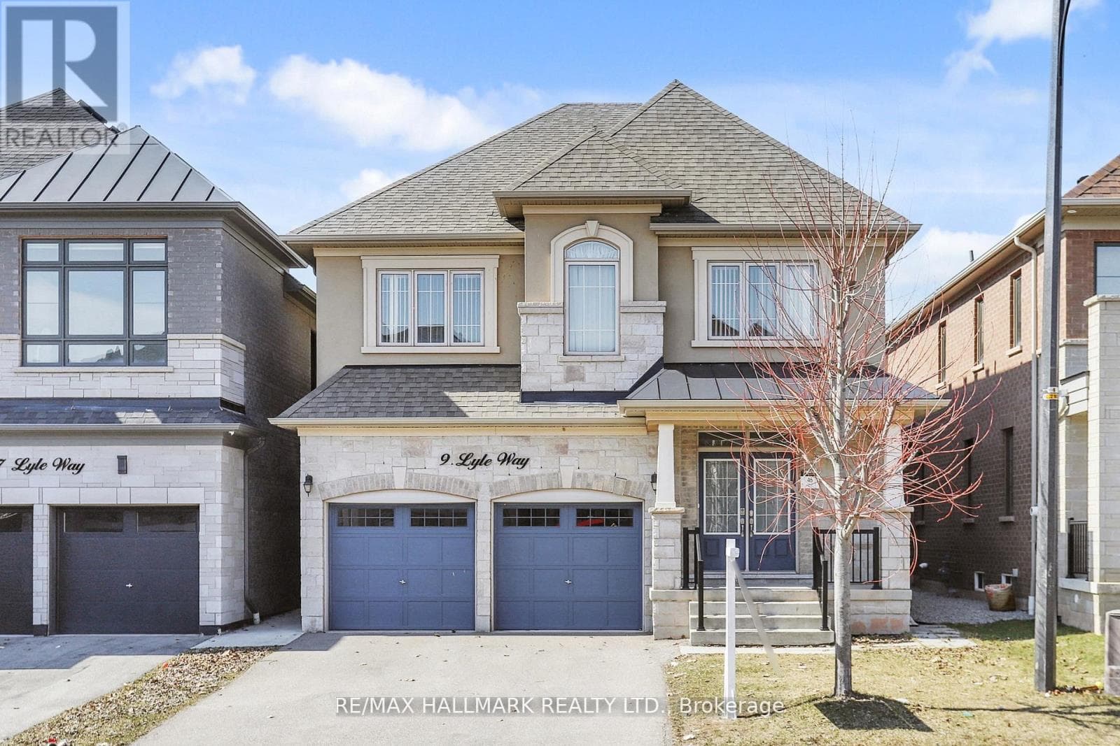 9 LYLE WAY in HUTTONVILLE